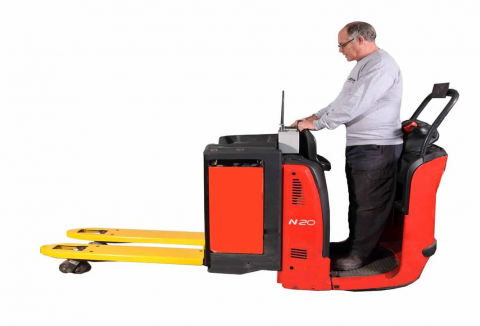 Order picker z uzyciem wózka EPT / Venlo